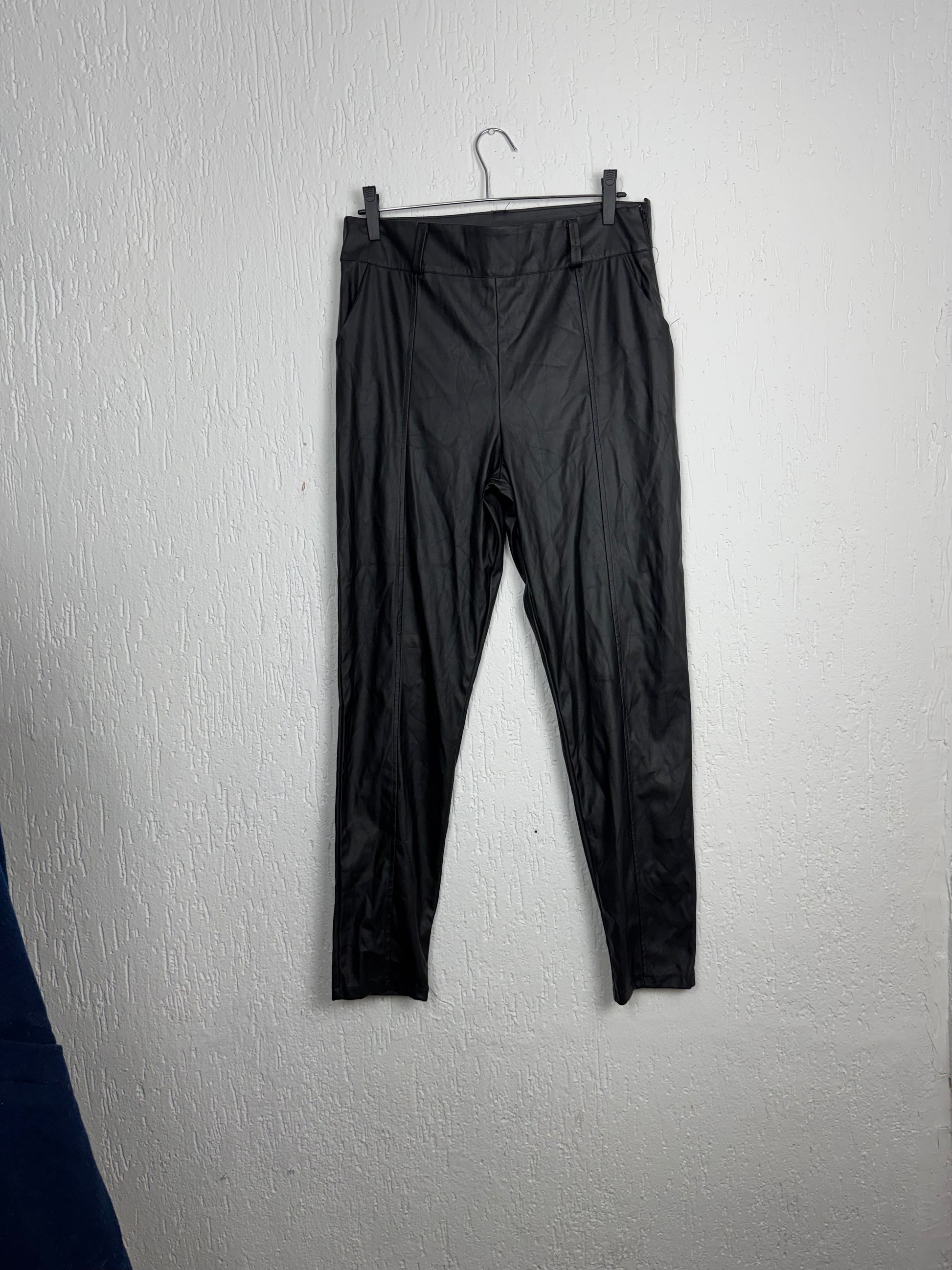 Calça Couro Legítimo Preta Alfaiataria Cintura Alta