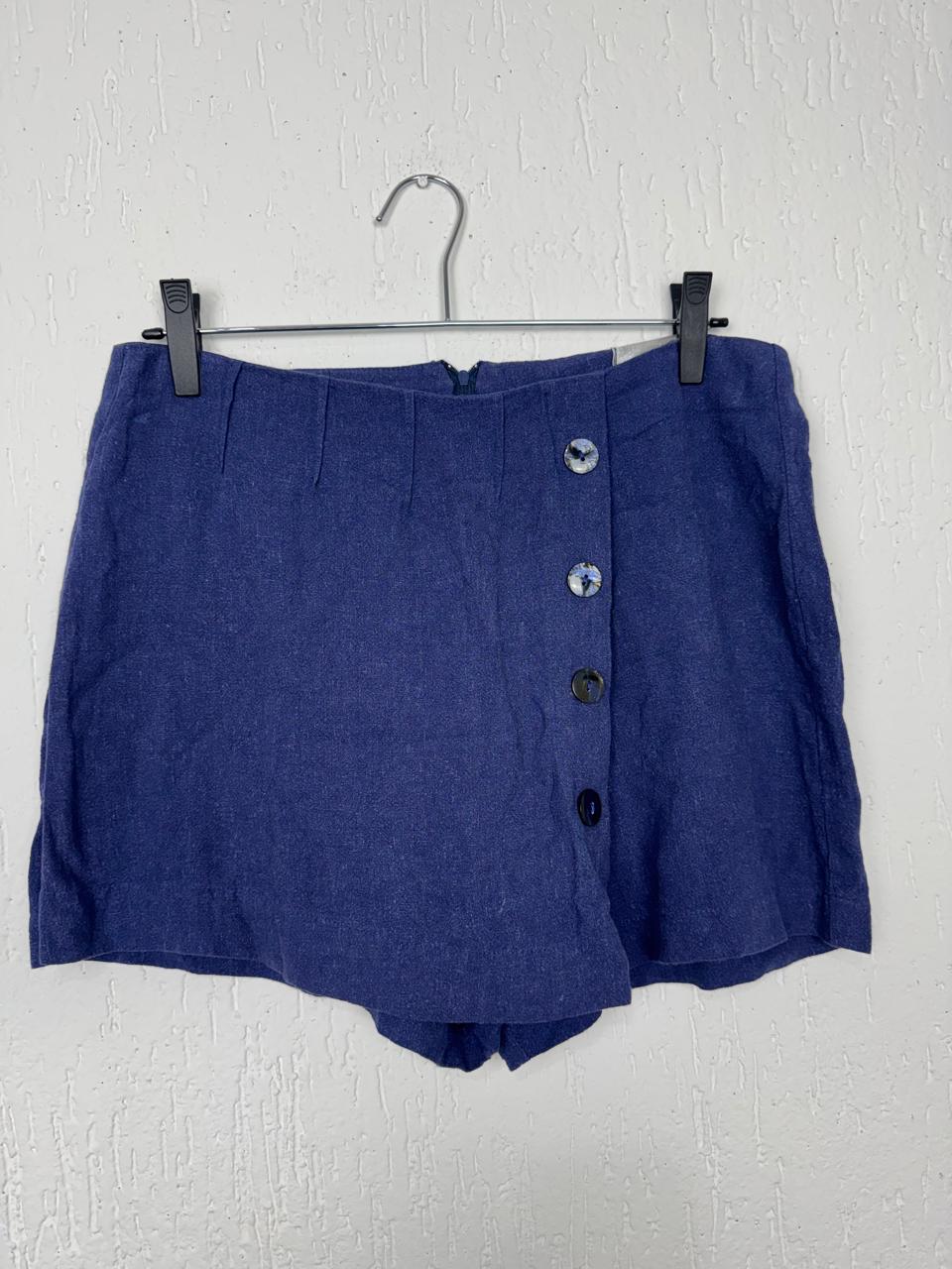 Short-Saia Feminino Azul com Detalhe Transpassado e Botões
