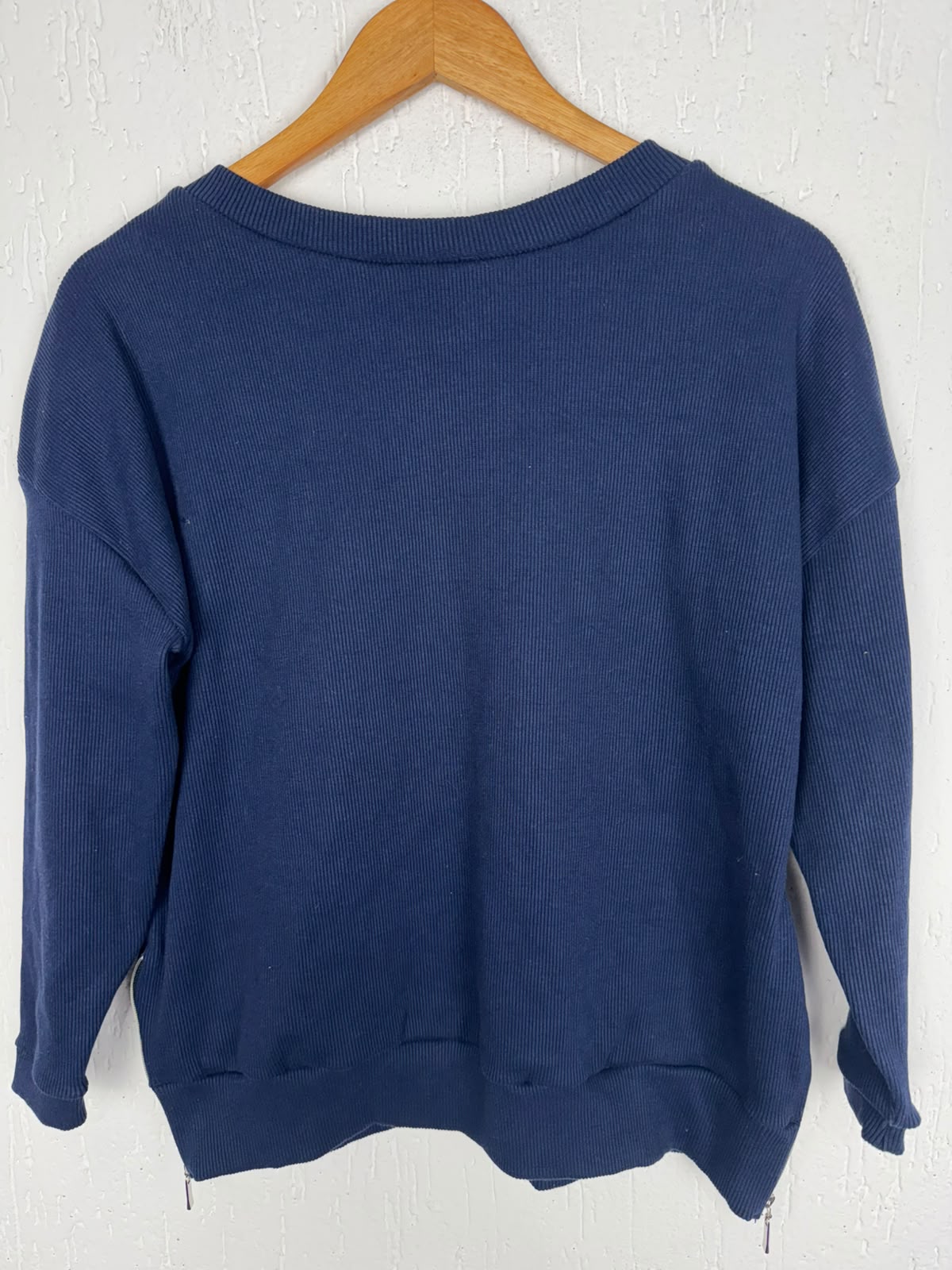 Blusa de Moletom Canelado com Zíper Lateral – Azul Marinho Tamanho G
