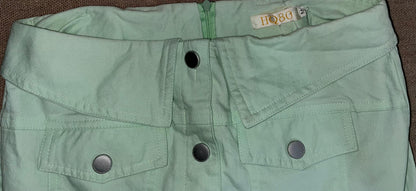 Saia Curta Verde Água em Sarja - Estilo Moderno e Delicado - Tam. M