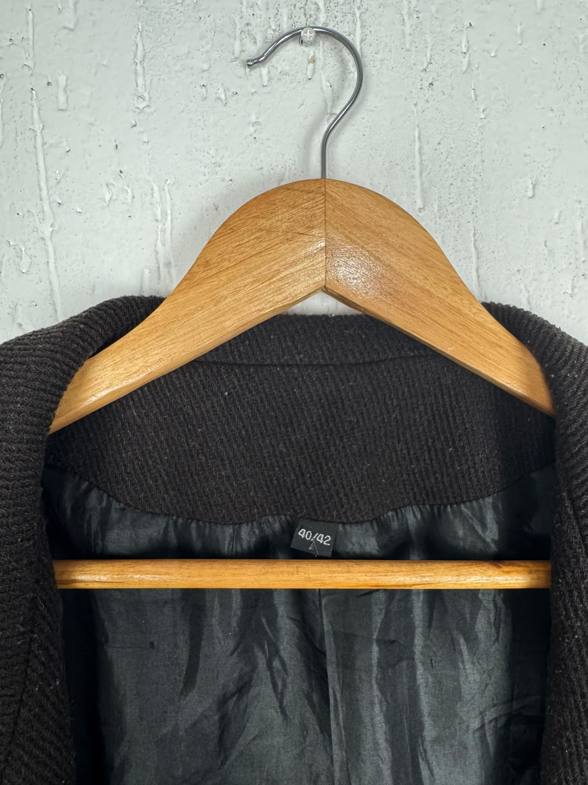 Casaco Curto Estilo Bomber em Lã Gorda – Cor Café Tamanho M pequeno