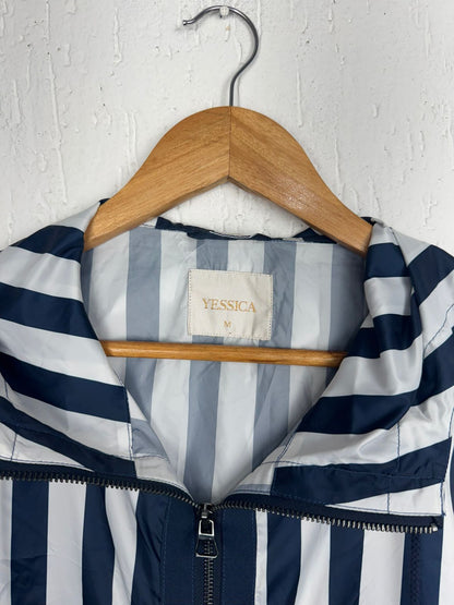 Jaqueta Corta-Vento Listrada com Capuz – Estilo Streetwear Tamanho GG