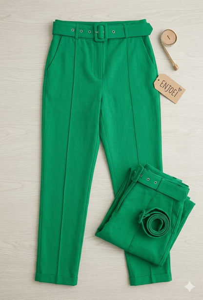 💚 Calça Alfaiataria Verde Bandeira com Cinto - Tam G
