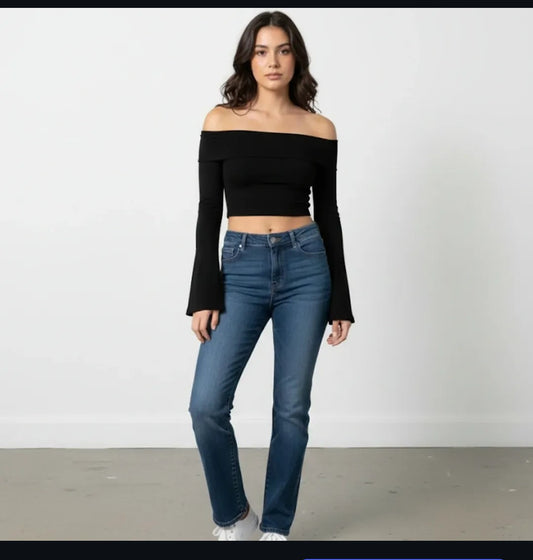 Kit look estiloso: Blusinha Ombro a ombro tam P + Calça Jeans Reta tam 38